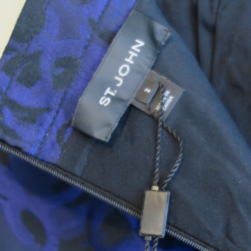 NWT St. John Cobalt/Caviar Evening Satin-Sheen Skirt Size 2 MSRP $695 - Picture 10 of 12